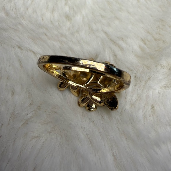 Gold Tone Blue Floral Ring - Picture 7 of 7